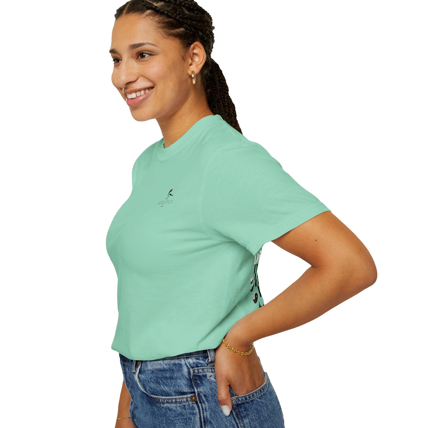 T-Shirt "Discover Your Balance" with the Transforming Yinyang